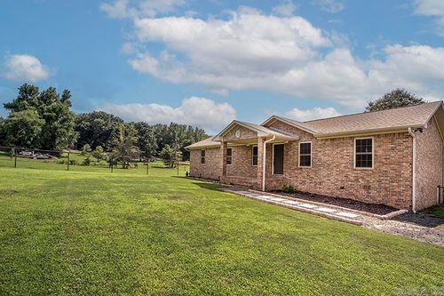 5915 Brister Dr, Jacksonville, AR, 72076-2178 | Card Image