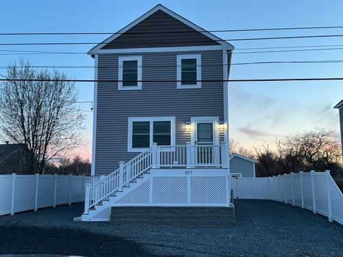 317 Plymouth Ave, Marshfield, MA, 02050-3801 | Card Image