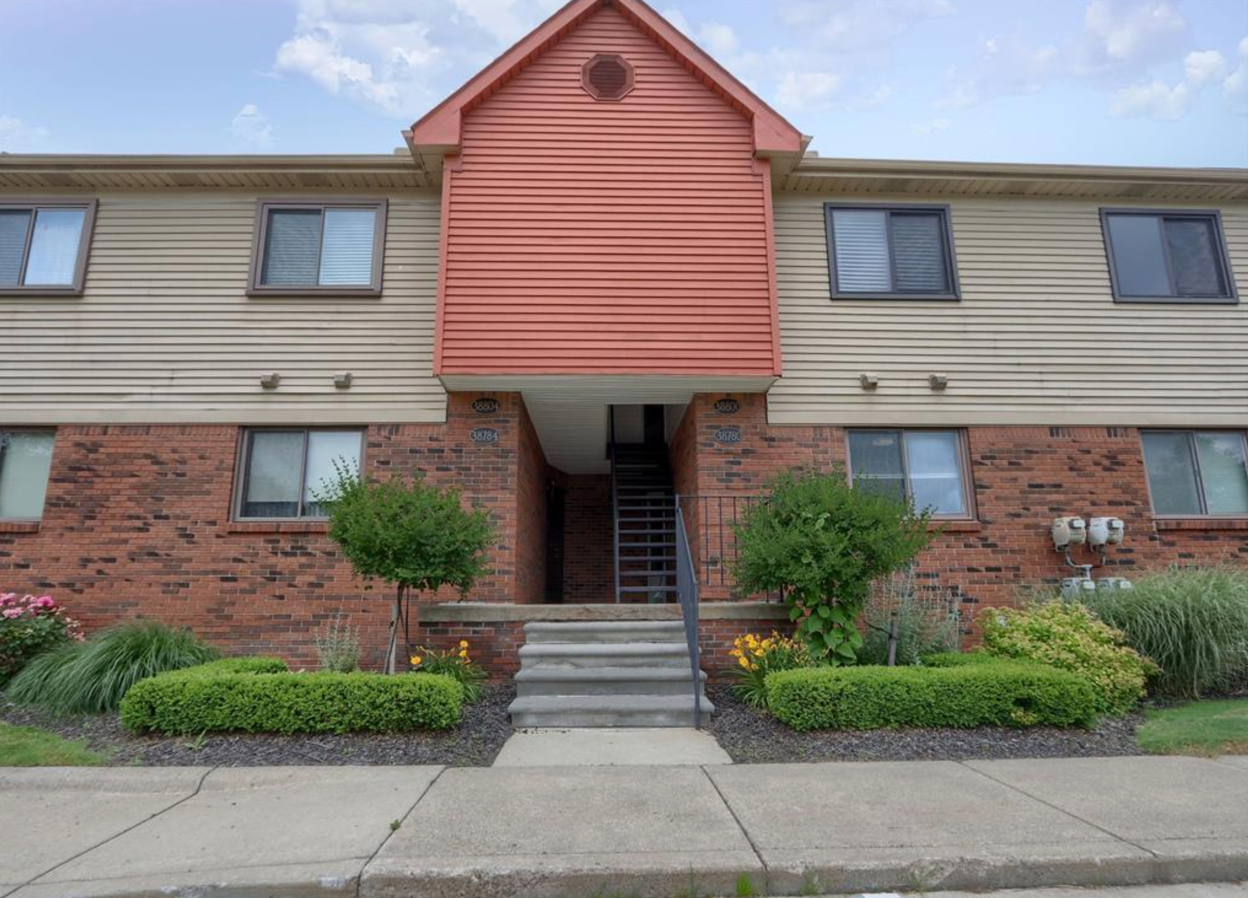 Lanse Creuse St, Harrison Township, MI 48045