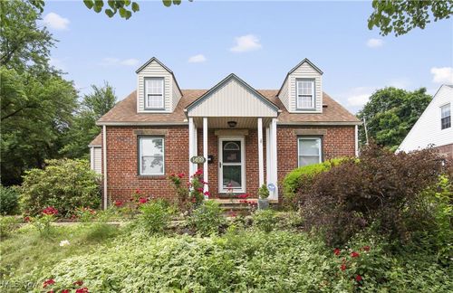 1499 Redwood Ave, Akron, OH, 44301-2319 | Card Image