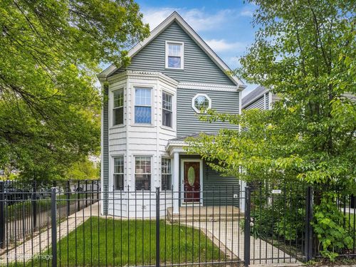 3701 Palmer St, Chicago, IL, 60647-2334 | Card Image