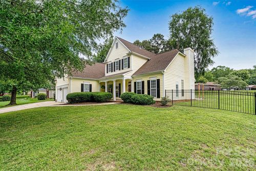 7001 Plough Dr, Mint Hill, NC, 28227-3806 | Card Image