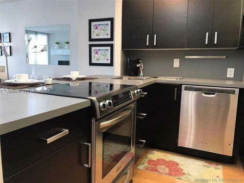 apt-302-100 Bayview Dr, Sunny Isles Beach, FL, 33160-4751 | Card Image