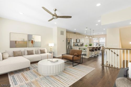17 Gala Ct, Livingston, NJ, 07039-5712 | Card Image