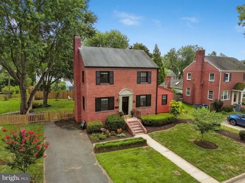 2835 Meadow Ln, FALLS CHURCH, VA, 22042-2320 | Card Image