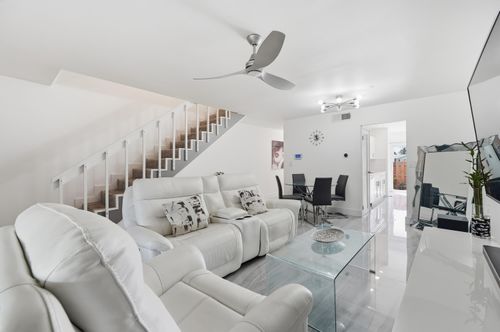 8-10875 Nw 29th Mnr, Sunrise, FL, 33322-1031 | Card Image