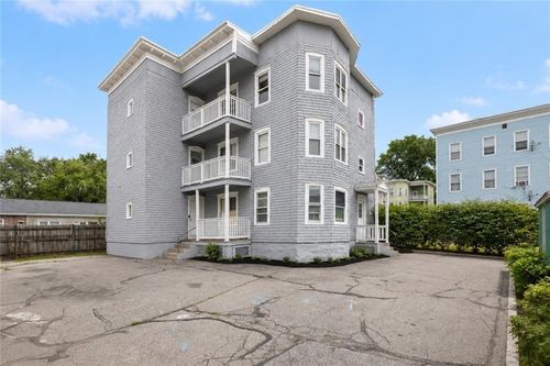 411 Rathbun St, Woonsocket, RI, 02895-7226 | Card Image