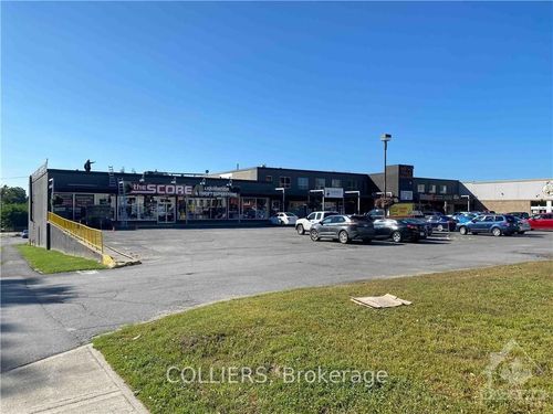 302-15-39 Chambers St, Smiths Falls, ON, K7A2Y3 | Card Image