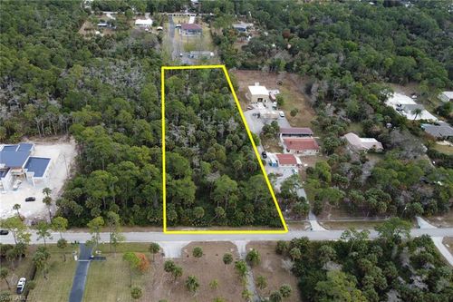 320 3rd St, NAPLES, FL, 34120-5472 | Card Image