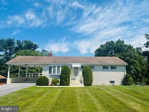 6942 Linganore Road, FREDERICK, MD, 21701 | Card Image