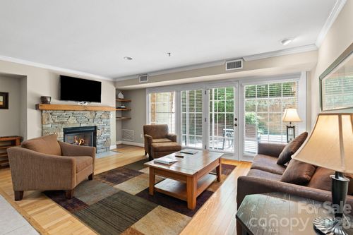 201 Bowling Park Rd, Asheville, NC, 28803-0107 | Card Image