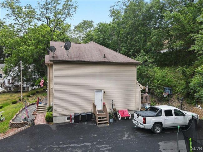 233 Edward Smith Blvd, House other with 4 bedrooms, 3 bathrooms and null parking in East Stroudsburg PA | Image 30