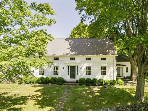 933 Medway Earlton Rd, Earlton, NY, 12058-4103 | Card Image