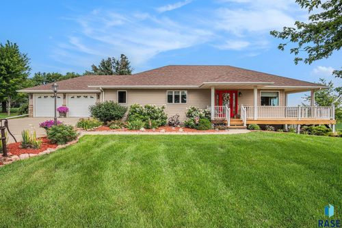 1037 Us 75 Ave, Rock Rapids, SD, 51246 | Card Image