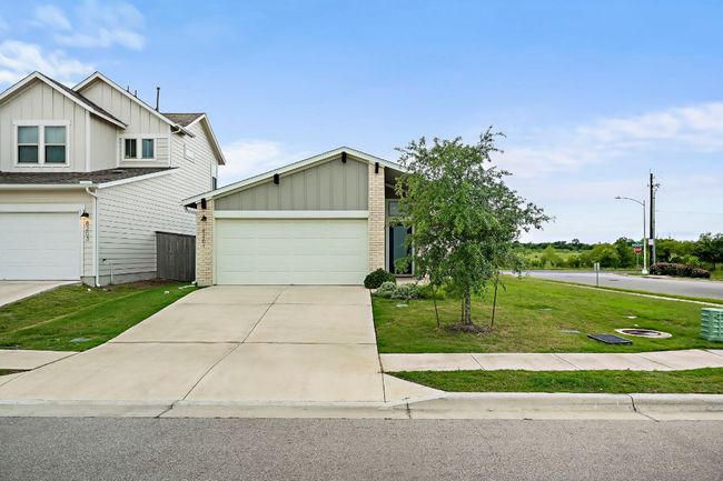 8201 Mc Kamy Dr, House other with 3 bedrooms, 2 bathrooms and 2 parking in Austin TX | Image 40