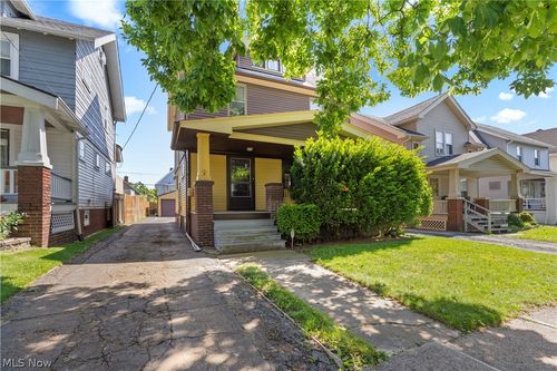11301 Linnet Ave, Cleveland, OH, 44111-4747 | Card Image