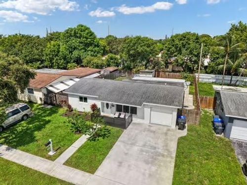 6311 Liberty St, Hollywood, FL, 33024-4116 | Card Image