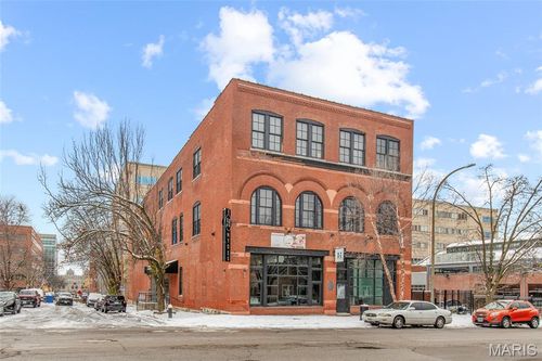 1900 Locust St, Saint Louis, MO, 63103-1609 | Card Image