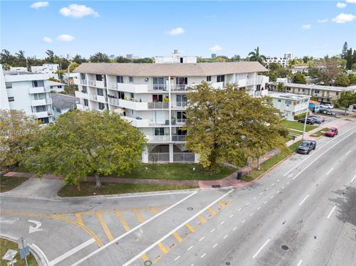 apt-206-1975 Normandy Dr, Miami Beach, FL, 33141-4400 | Card Image