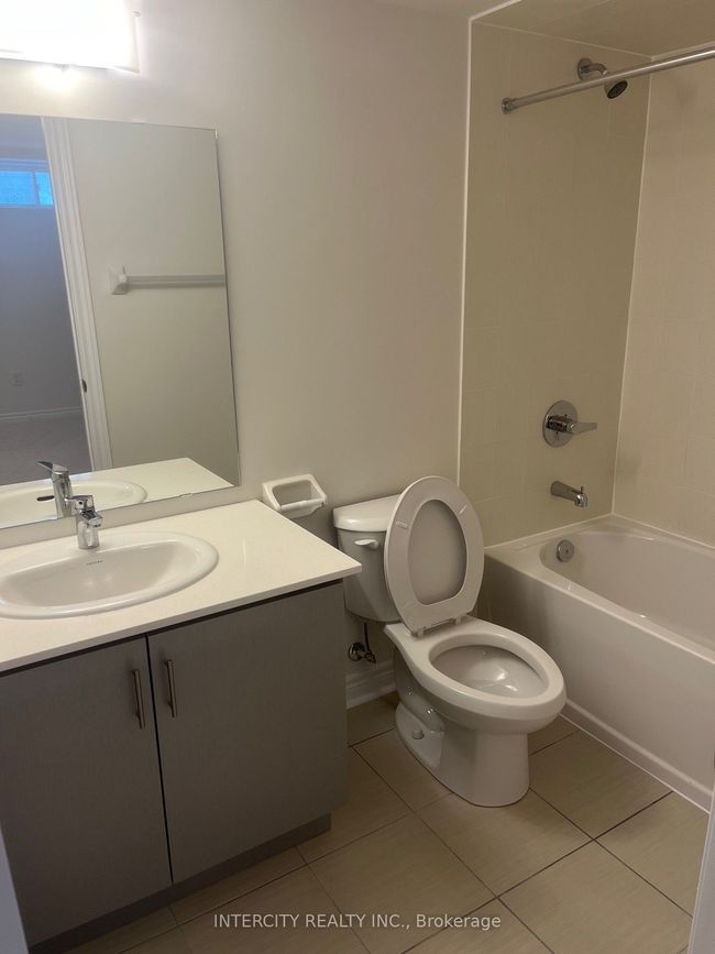 132 Mumbai Dr, House attached with 3 bedrooms, 4 bathrooms and 1 parking in Markham ON | Image 16