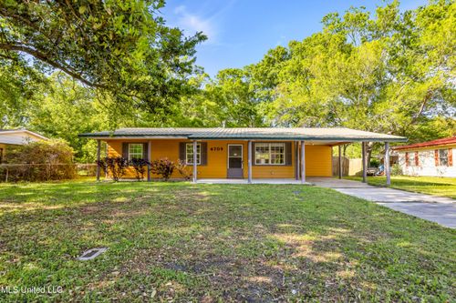 4709 New Hope Ave, Pascagoula, MS, 39581-3040 | Card Image