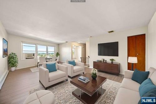 apt-2nd-1023 Morningside Ln, Fort Lee, NJ, 07024-1563 | Card Image