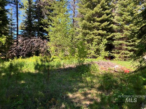 397 Charley Ln, Donnelly, ID, 83615-5070 | Card Image