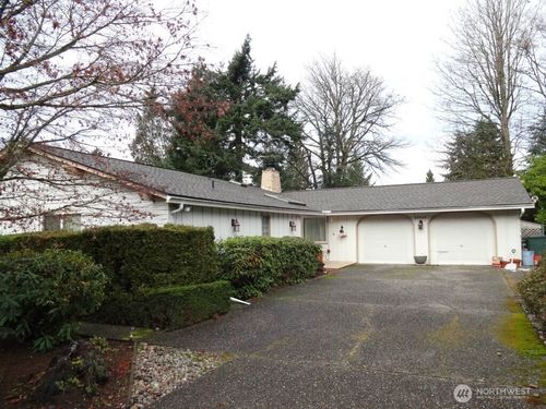 14924 Se 47th Pl, Bellevue, WA, 98006-3124 | Card Image