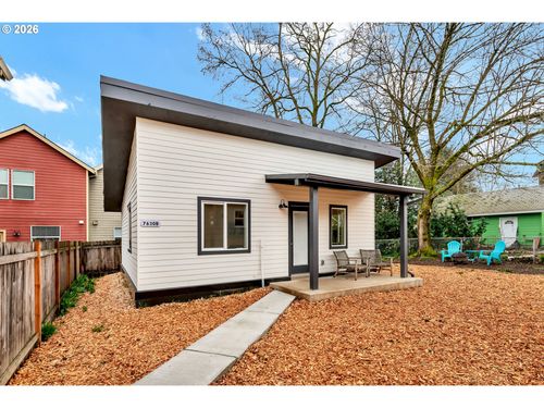 b-7630 N Drummond Ave, Portland, OR, 97217-6108 | Card Image