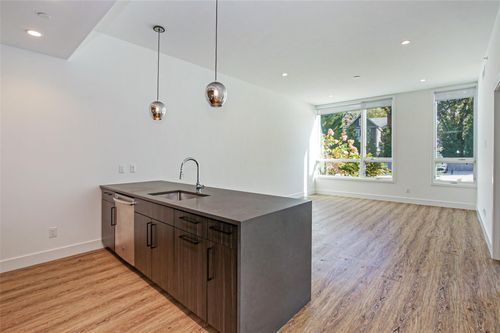 apt-208-39 Washington Ave, Pleasantville, NY, 10570-2874 | Card Image