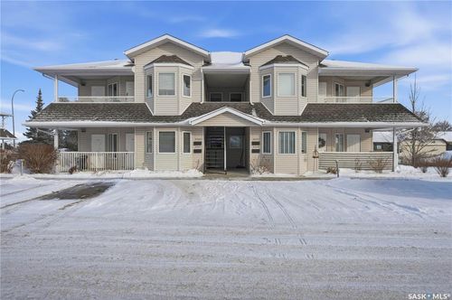 3281 Woodhams Drive E, Regina, SK, S4V3A2 | Card Image