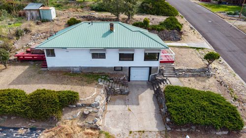121 Sw State St, Tonasket, WA, 98855-9108 | Card Image