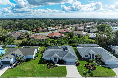 5024 Southern Pine Circle, VENICE, FL, 34293 | Card Image