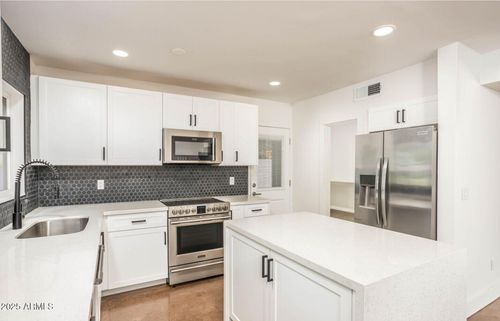 4729 N 24th St, Phoenix, AZ, 85016-4837 | Card Image