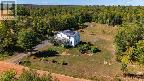 2867 Cape Breton Rd, House with 3 bedrooms, 2 bathrooms and null parking in Mount Stewart PE | Card Image