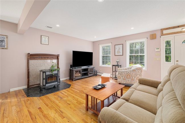 58 Snake Meadow Rd, House other with 3 bedrooms, 3 bathrooms and 22 parking in Killingly CT | Image 19
