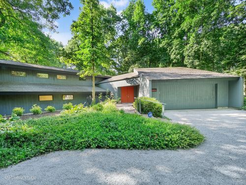 29W015 Forest Ln, Warrenville, IL, 60555-2209 | Card Image