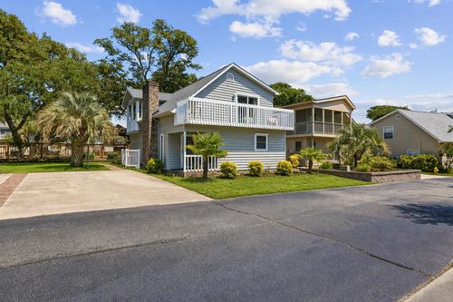 402 Windy Ln, North Myrtle Beach, SC, 29582-5171 | Card Image