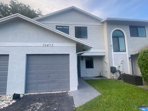 10473 Nw 3rd St, Pembroke Pines, FL, 33026-5954 | Card Image