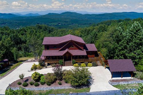 334 Scenic Vista Dr, Nebo, NC, 28761-0097 | Card Image