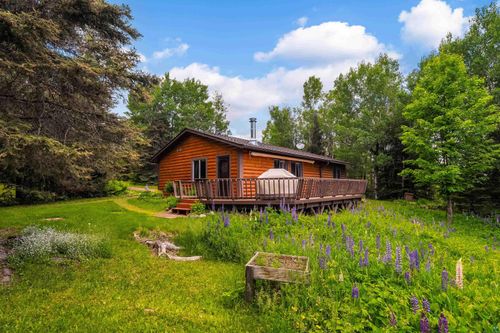 871 Gunflint Trl, Grand Marais, MN, 55604-9706 | Card Image