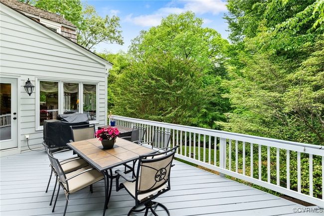 Freshly painted 1st floor deck off of morning room | Image 40