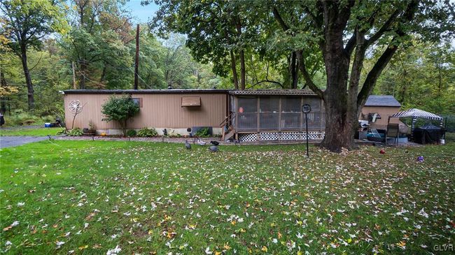 898 Browntown Rd, House other with 2 bedrooms, 1 bathrooms and null parking in Nazareth PA | Image 41
