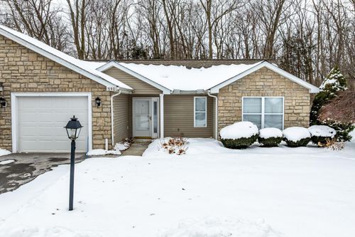 590 N Vineyard Cir, Port Clinton, OH, 43452-4128 | Card Image
