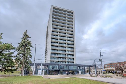 304-741 King St W, Kitchener, ON, N2G0E9 | Card Image