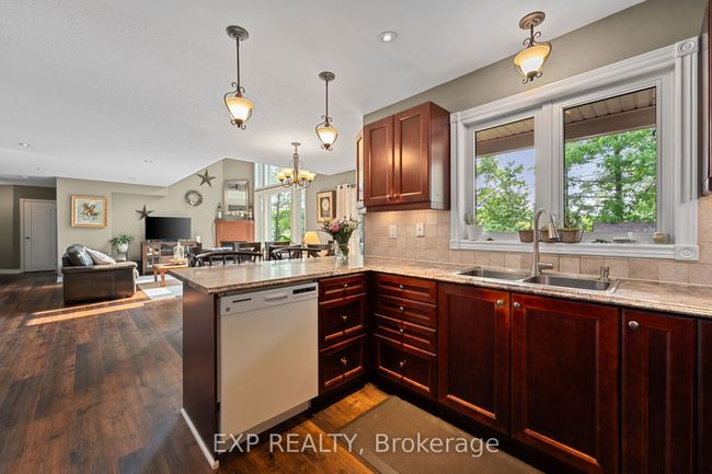 2 Birch Knoll Rd, House other with 5 bedrooms, 3 bathrooms and 5 parking in Sutton West ON | Image 17