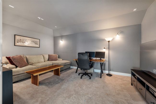 6605 Apache Plum Ln, House other with 4 bedrooms, 3 bathrooms and 6 parking in Spicewood TX | Image 24