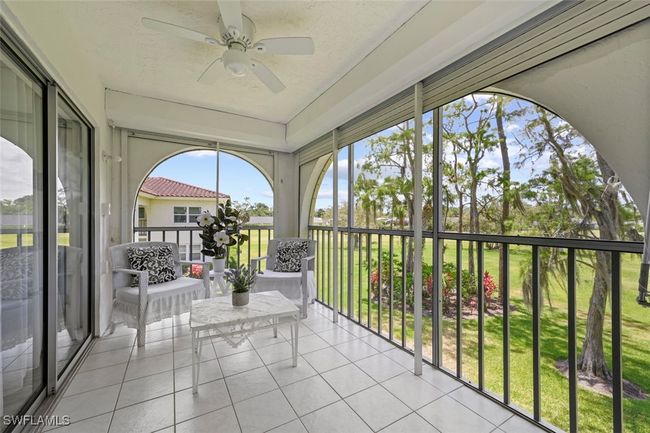 E210 - 1055 Forest Lakes Dr, Condo with 2 bedrooms, 2 bathrooms and null parking in NAPLES FL | Image 20