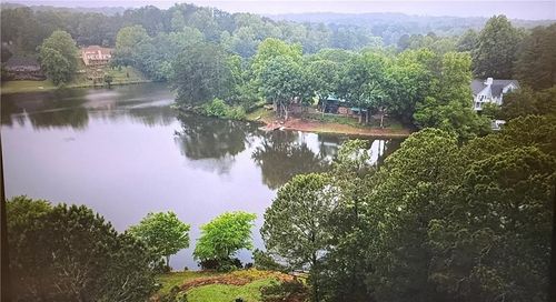 20 Cherokee Dr Ne, White, GA, 30184-2809 | Card Image
