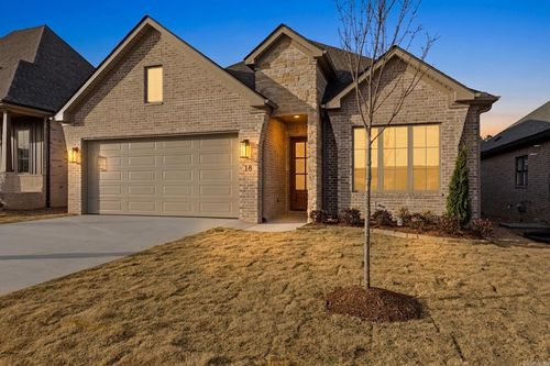 18 Mountain Brook Road, Little Rock, AR, 72223 | Card Image